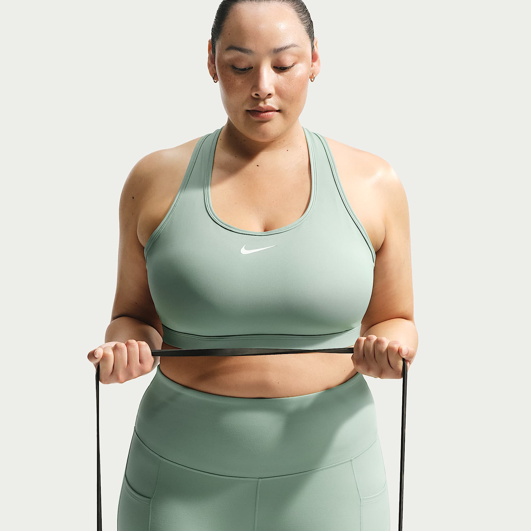 Nike Swoosh Women's Medium Support Padded Sports Bra (Plus Size